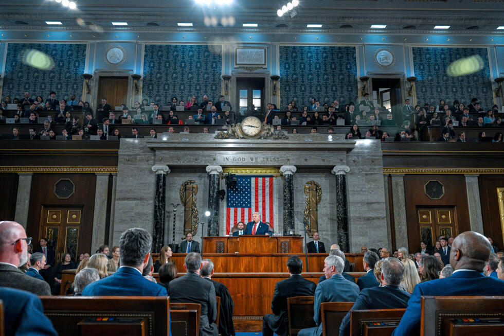 Tensions Afghanistan-Pakistan, discours de Trump, neige à New York : la semaine en images