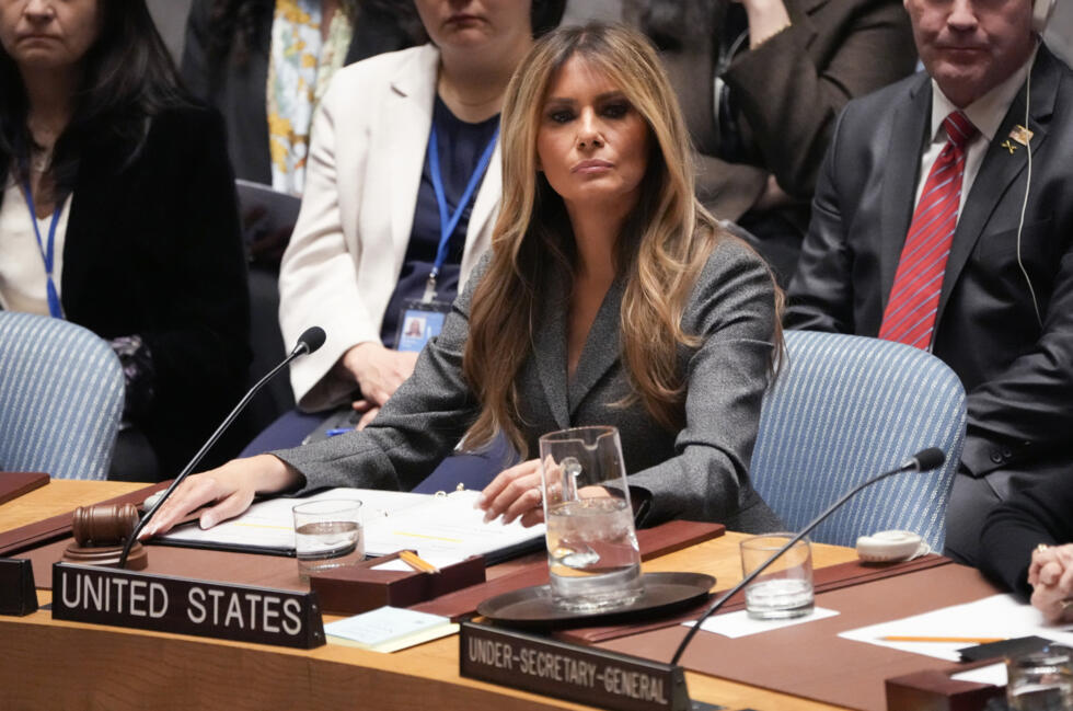 "Merci madame la présidente" : Melania Trump préside un Conseil de sécurité de l'ONU, une première "Merci madame la présidente" : Melania Trump préside un Conseil de sécurité de l'ONU, une première