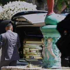 En images : funérailles sous haute sécurité du narcotrafiquant El Mencho au Mexique