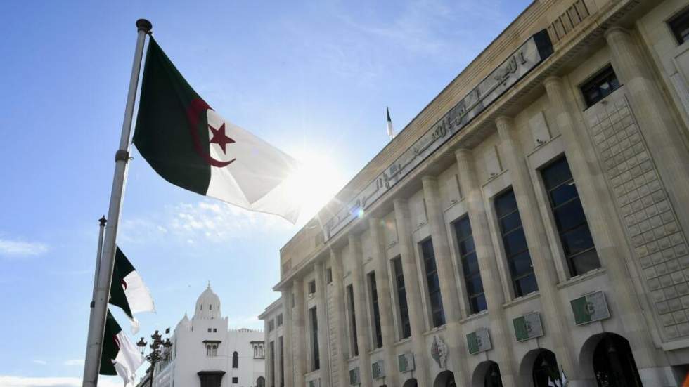 Loi criminalisant la colonisation française : l'exigence d'excuses retirée par le Parlement algérien