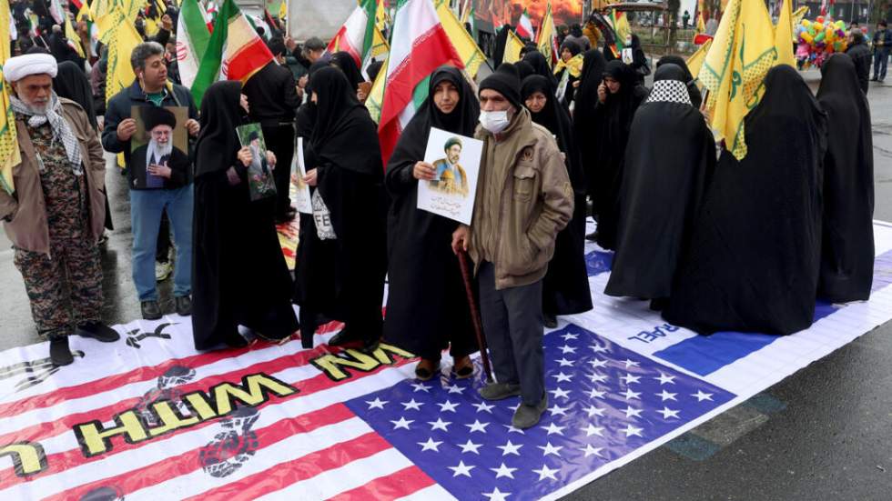 Des dirigeants iraniens défient les bombardements à Téhéran, Trump annonce plus de feu