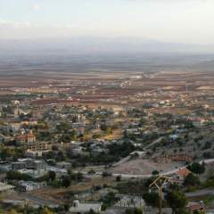 Au Liban, le village chrétien de Deir al-Ahmar, refuge des chiites de la Bekaa