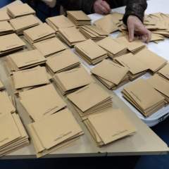 Municipales 2026 : alliances en série à gauche avec LFI, sauf à Paris et Marseille