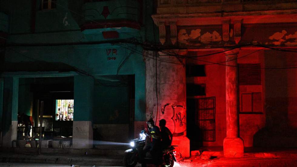 Le réseau électrique rétabli à Cuba, les États-Unis accentuent la pression
