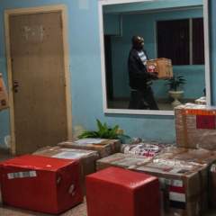 Convoi international à Cuba : première distribution d'aide humanitaire