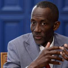 Après les propos racistes le visant, le maire de Saint-Denis appelle à la fermeture de CNews