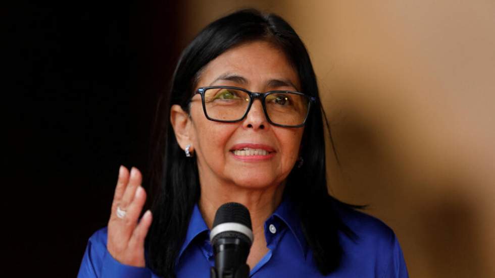 Les États-Unis lèvent leurs sanctions contre la présidente par intérim du Venezuela Delcy Rodriguez