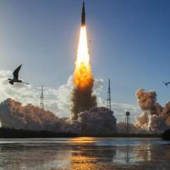 Les astronautes d'Artémis 2 quittent l'orbite terrestre et mettent le cap vers la Lune