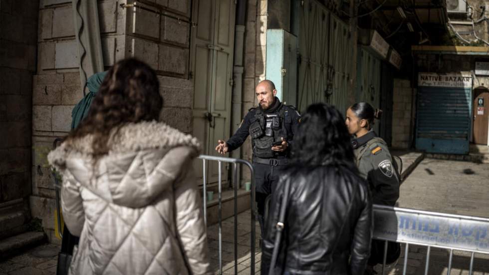 Pâques célébrée à Jérusalem sur fond de guerre et de restrictions d'accès au Saint-Sépulcre Pâques célébrée à Jérusalem sur fond de guerre et de restrictions d'accès au Saint-Sépulcre