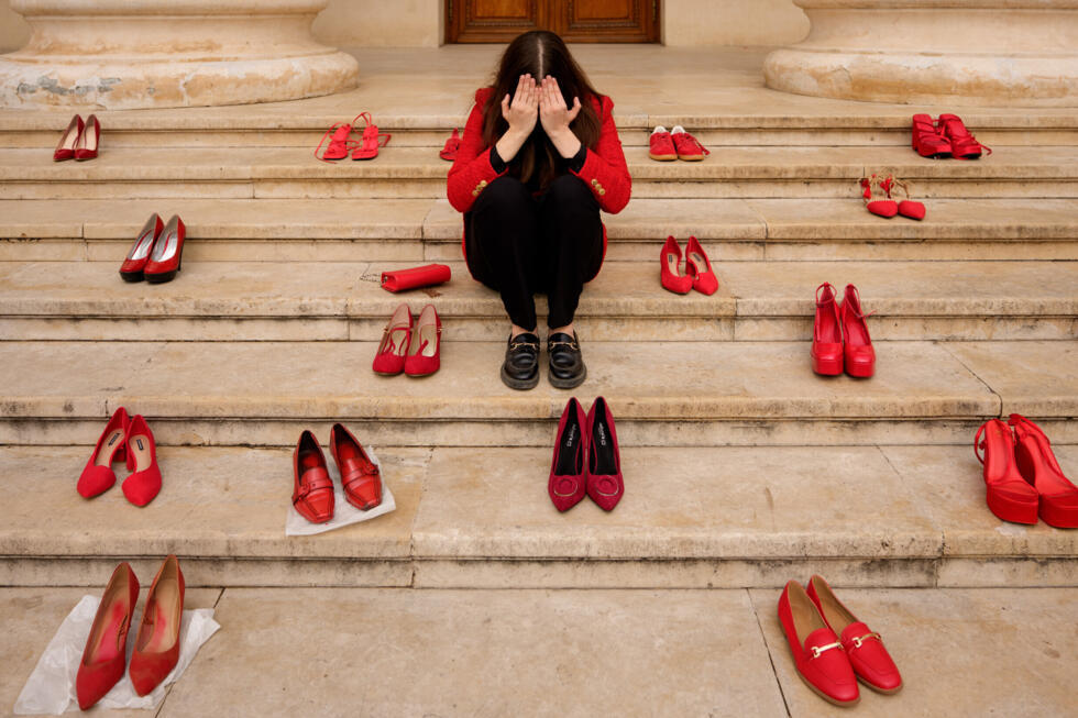 Guerre au Moyen-Orient, cap vers la Lune, qualifications au Mondial de foot : la semaine en images