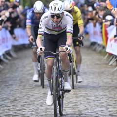 Cyclisme : Tadej Pogacar remporte son troisième Tour des Flandres