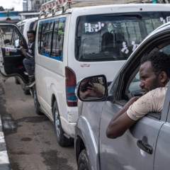 Guerre au Moyen-Orient : le pétrole flambe, les pays africains entre profits et rationnement