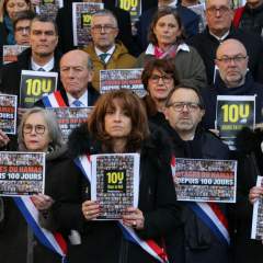 Les socialistes voteront contre la loi Yadan, une pétition proche des 500 000 signatures