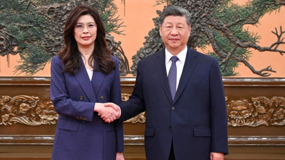 Xi Jinping rencontre à Pékin la cheffe de l'opposition taïwanaise et vante un "avenir commun" Xi Jinping rencontre à Pékin la cheffe de l'opposition taïwanaise et vante un "avenir commun"