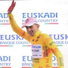 Cyclisme : le prodige Paul Seixas devient le premier Français depuis 2007 à gagner une course par étapes