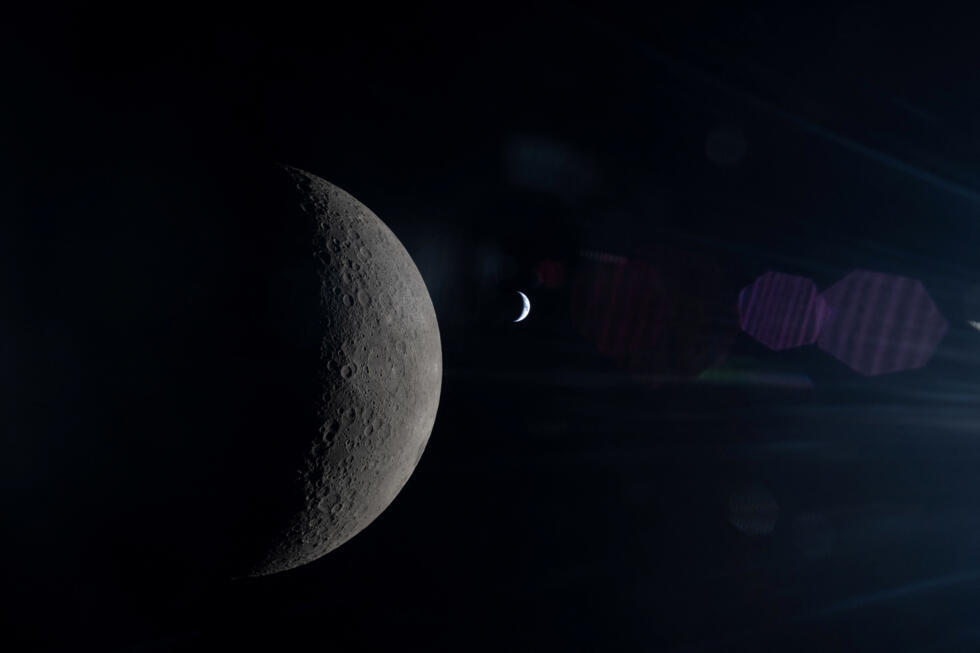 Tour de la Lune, retour de Cécile Kohler et Jacques Paris, frappes au Liban : la semaine en images