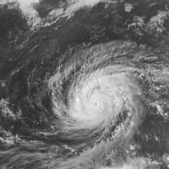 Derrière le super typhon Sinlaku dans le Pacifique, le spectre du retour d'El Nino