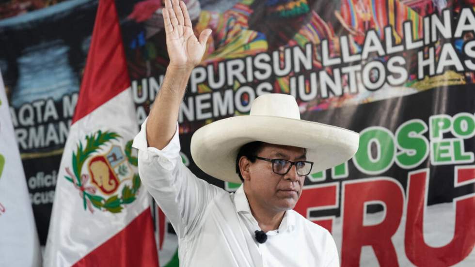 Présidentielle au Pérou : Roberto Sanchez en position d'affronter Keiko Fujimori au second tour