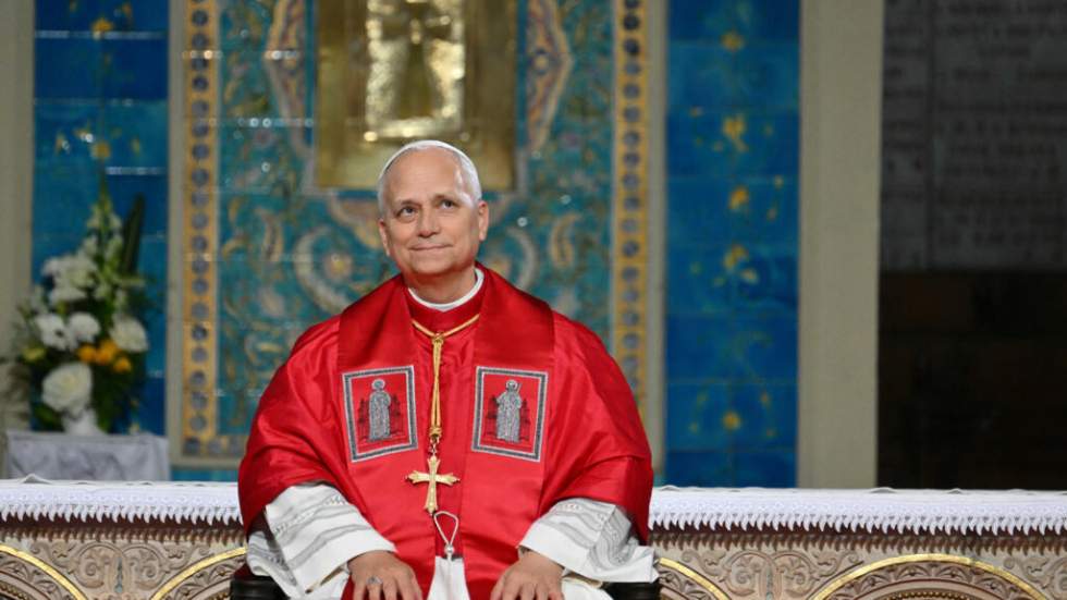 Défaite d'Orban en Hongrie, tournée africaine du pape, Trump se prend pour Jésus : la semaine en images