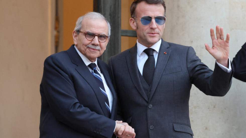 Emmanuel Macron reçoit le Premier ministre libanais, Nawaf Salam, à l'Élysée