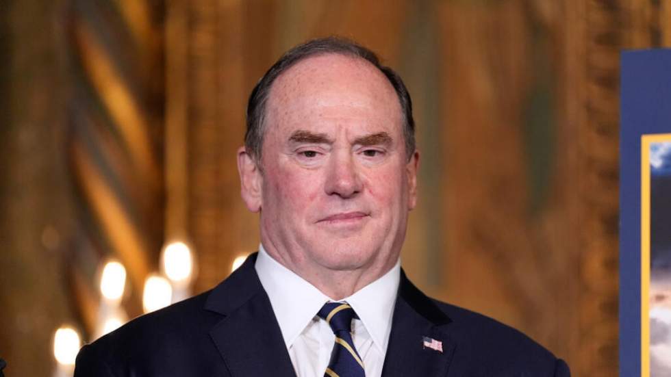 Le plus haut responsable civil de la Marine américaine limogé