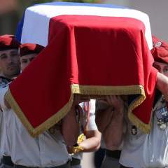À Montauban, hommage national à Florian Montorio, Casque bleu français tué au Liban