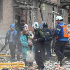 En Ukraine, une frappe russe sur Dnipro fait au moins deux morts et 21 blessés