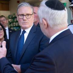 Keir Starmer hué à Londres après une nouvelle attaque antisémite