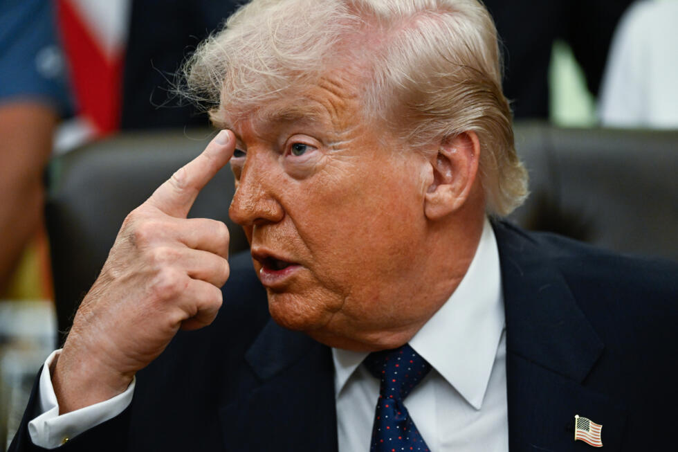Donald Trump juge un accord avec l'Iran "très possible" mais agite la menace