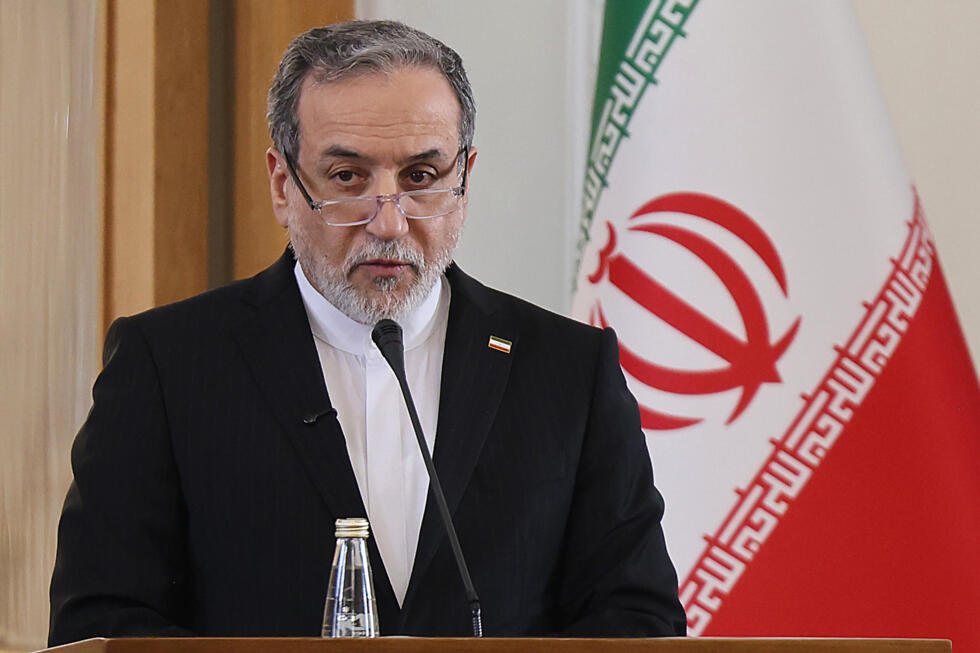 Donald Trump juge un accord avec l'Iran "très possible" mais agite la menace