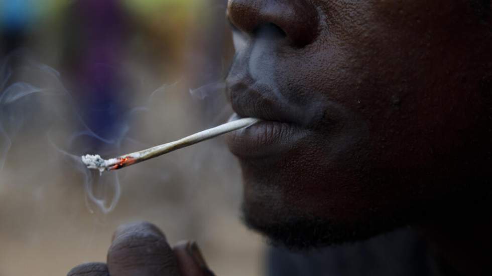 Comment l'industrie pharmaceutique indienne alimente la crise des opioïdes en Afrique de l'Ouest