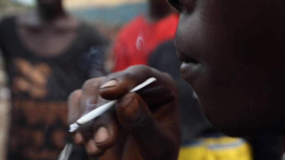 Comment l'industrie pharmaceutique indienne alimente la crise des opioïdes en Afrique de l'Ouest