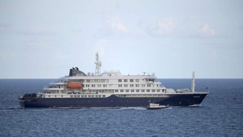 Hantavirus : le Hondius est reparti en mer vers les Pays-Bas après l'évacuation de ses 125 passagers