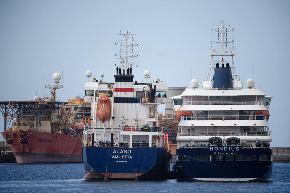 Hantavirus : le Hondius est reparti en mer vers les Pays-Bas après l'évacuation de ses 125 passagers