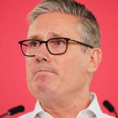 Au Royaume-Uni, le Premier ministre Keir Starmer sous pression pour démissionner