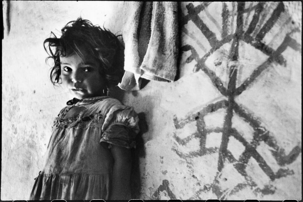 Camps de regroupement en Algérie : "Une histoire extrêmement inhumaine" et oubliée