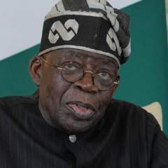 Le Nigeria mène de nouvelles frappes avec les États-Unis contre le groupe État islamique