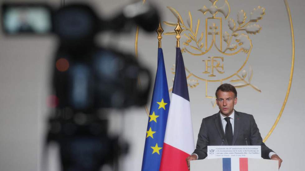 Esclavage : Macron soutient l'abrogation du Code noir et évoque la question des "réparations" Esclavage : Macron soutient l'abrogation du Code noir et évoque la question des "réparations"