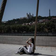 La France continue de suffoquer sous le "dôme de chaleur"