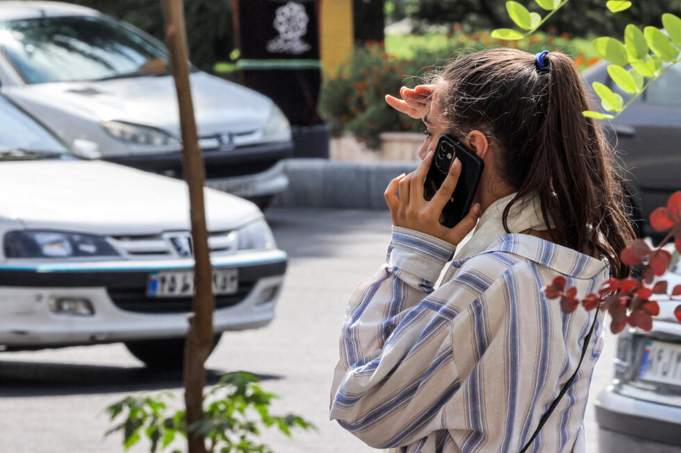 En Iran, les utilisateurs déplorent un retour de l’accès à Internet "au compte-gouttes" En Iran, les utilisateurs déplorent un retour de l’accès à Internet "au compte-gouttes"