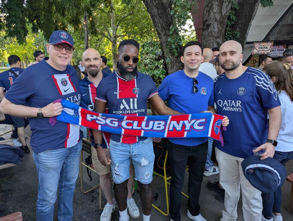 Ils arrivent de New York, Mexico, Tunis... les supporters du PSG à Budapest pour la finale de LDC