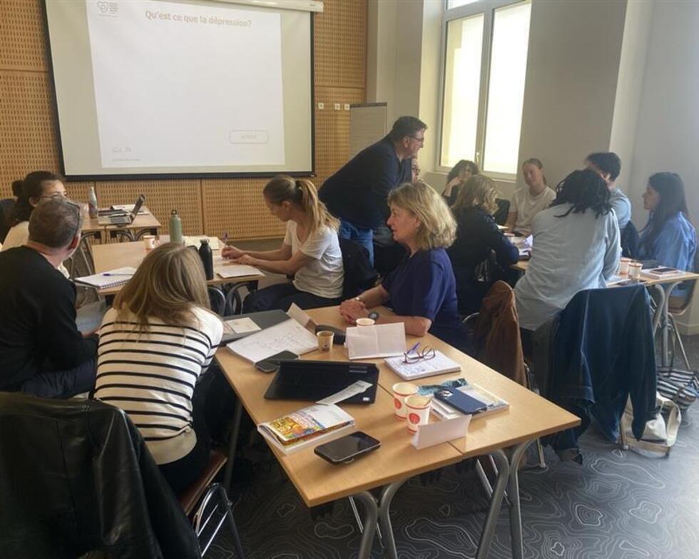 "La crise d’ado a bon dos" : face à la détresse psychique des jeunes, ils apprennent à secourir "La crise d’ado a bon dos" : face à la détresse psychique des jeunes, ils apprennent à secourir