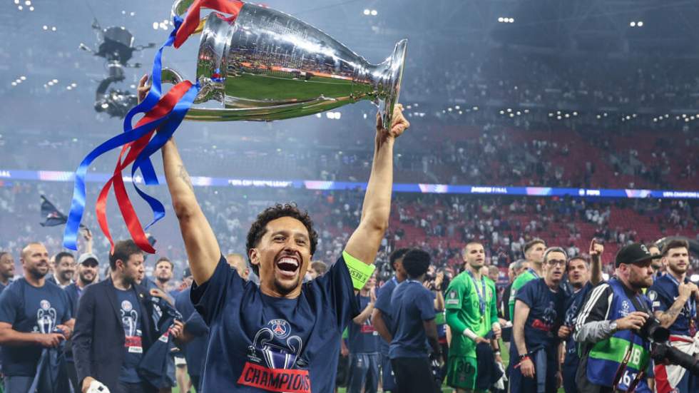Encensés par la presse, les héros du PSG de retour à Paris pour fêter leur doublé européen Encensés par la presse, les héros du PSG de retour à Paris pour fêter leur doublé européen