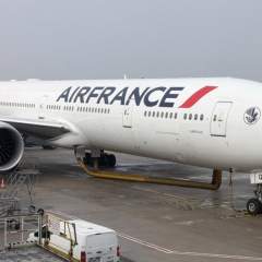 Voyageur atteint d'Ebola : Air France a interrompu ses vols Paris-Kinshasa, reprise samedi