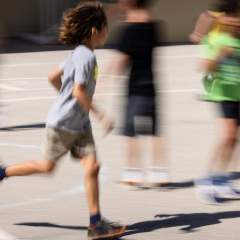 Un projet de loi sur l'enfance examiné à l'Assemblée, bientôt élargi après l'affaire Lyhanna
