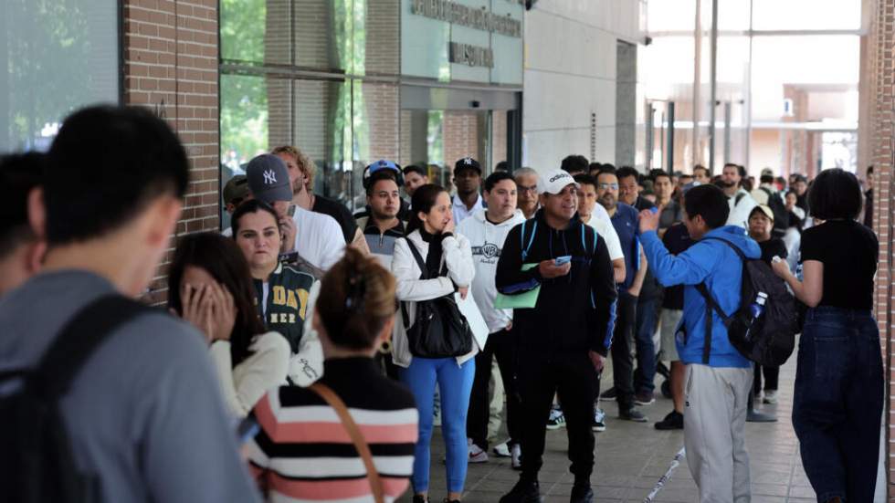 Espagne : plus d'un million de demandes de régularisation déposées par des sans papiers