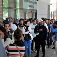 Espagne : plus d'un million de demandes de régularisation déposées par des sans papiers