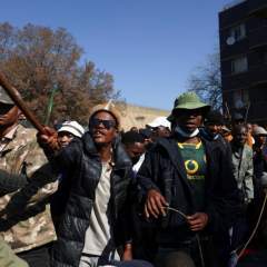 "Les pauvres contre les pauvres" : en Afrique du Sud, les sans-papiers victimes de la xénophobie
