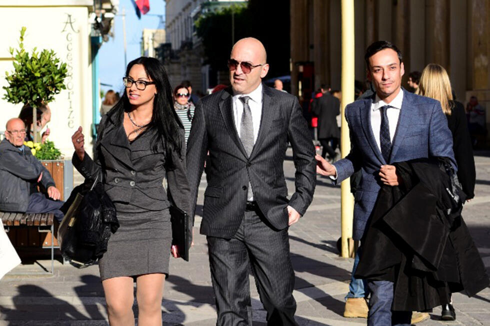 Malte ouvre le procès du commanditaire présumé du meurtre de la journaliste Daphne Caruana Galizia Malte ouvre le procès du commanditaire présumé du meurtre de la journaliste Daphne Caruana Galizia
