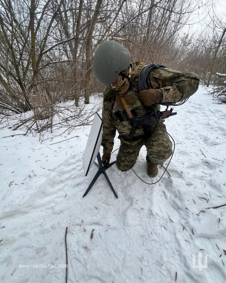 Guerre en Ukraine : la Russie au défi du brouillage de Starlink